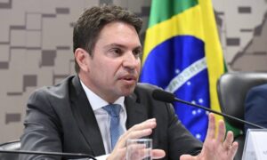Câmara pede para STF manter integralmente decisão sobre Ramagem